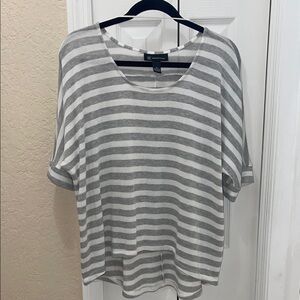 INC International Concepts Gray and White Boxy/Tunic Tee-Shirt